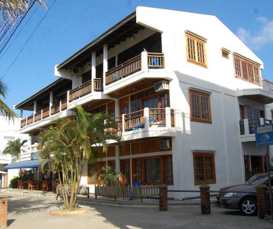 Hotel Y Restaurante Cesar Mariscos Tela Zewnętrze zdjęcie